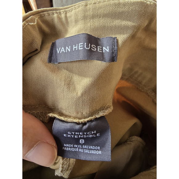 Women's Van Heusen Khaki Pull-On Trousers, Beige Stretch Twill Pants, Size 8 - Picture 4 of 6